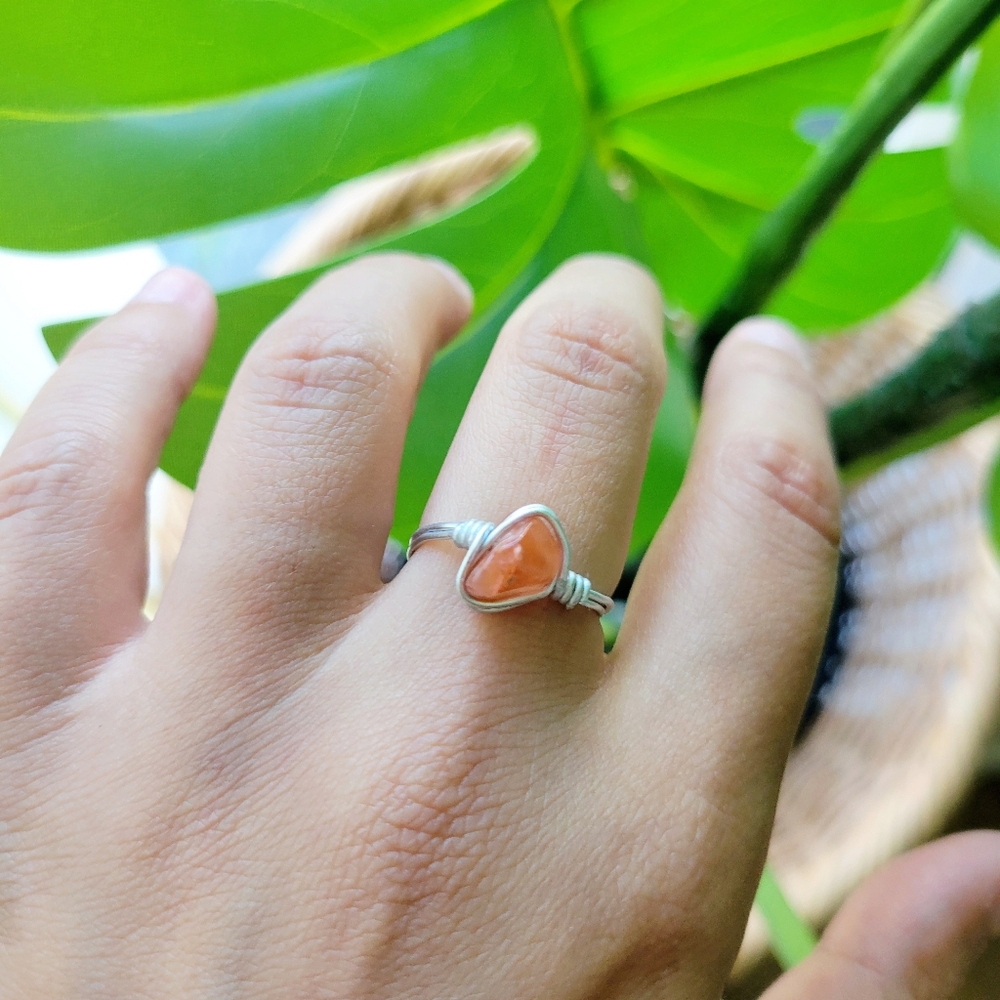 Dainty Handmade Stone Wire Ring, size 6.75